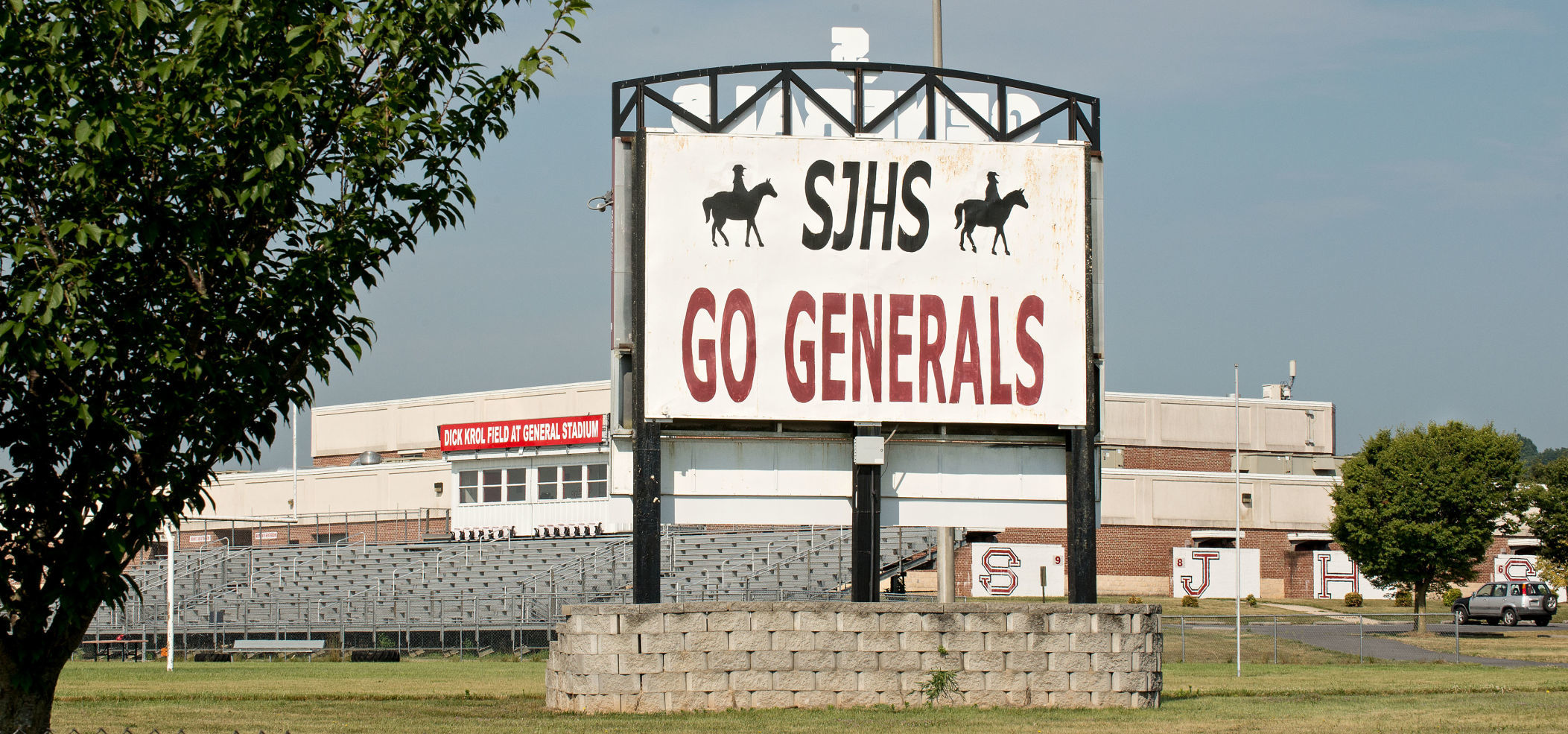 STONEWALL JACKSON HS1